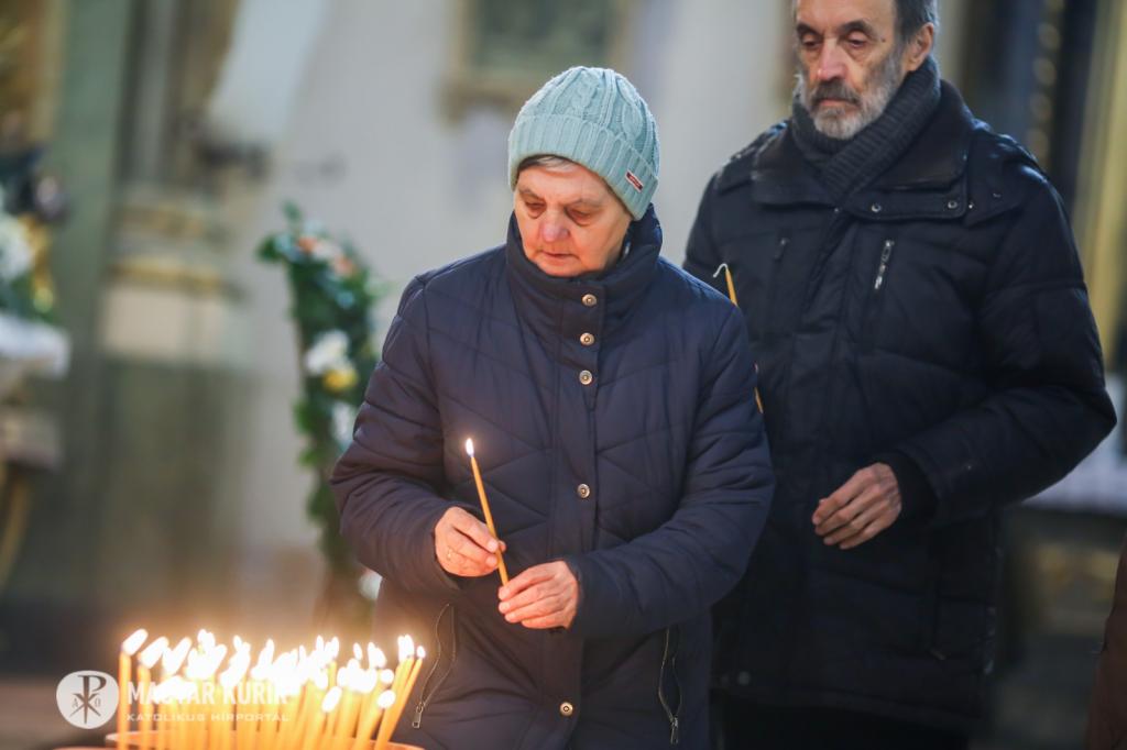 A Budapest, Sant'Egidio dice no all'indifferenza e fa memoria di chi è vissuto e morto per strada