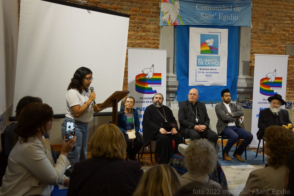 Argentine-La rencontre de dialogue et de prière « Le Cri de la Paix », ainsi que l’anniversaire de la Communauté dans la cathédrale de Buenos Aires