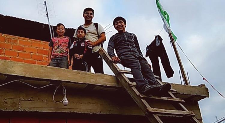 Inundaciones en Argentina: los Jóvenes por la Paz ayudan a las víctimas del temporal de lluvia