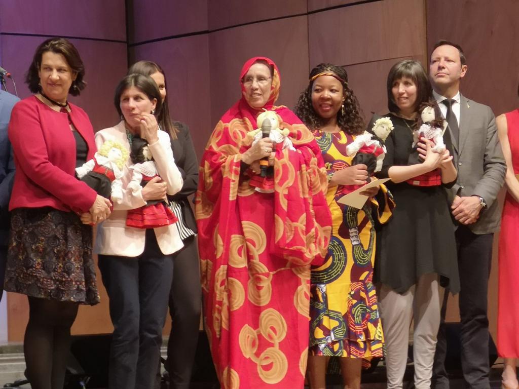 Preis der Popularität - Frau des Jahres 2019 an Cacilda Massango, Aktivistin im DREAM-Programm von Sant'Egidio