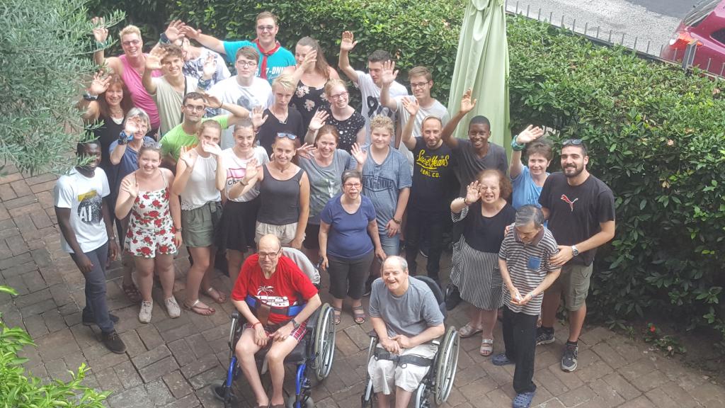 A Ferragosto la festa si fa insieme nella casa amica per persone con disabilità