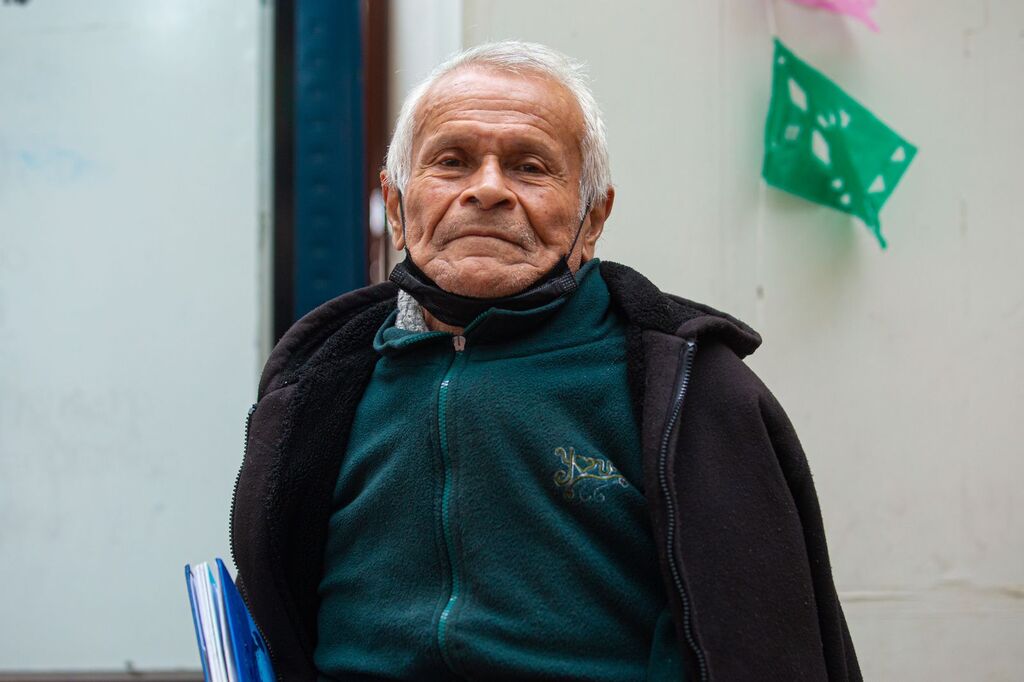 Das Brot und Gebet mit den Armen und alten Menschen teilen: der Einsatz der im Zentrum Limas in Peru