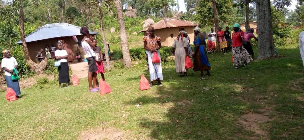 C'è un isolamento da vincere durante il Covid-19: in Kenya Sant'Egidio consegna mascherine, gel e cibo a chi è più povero