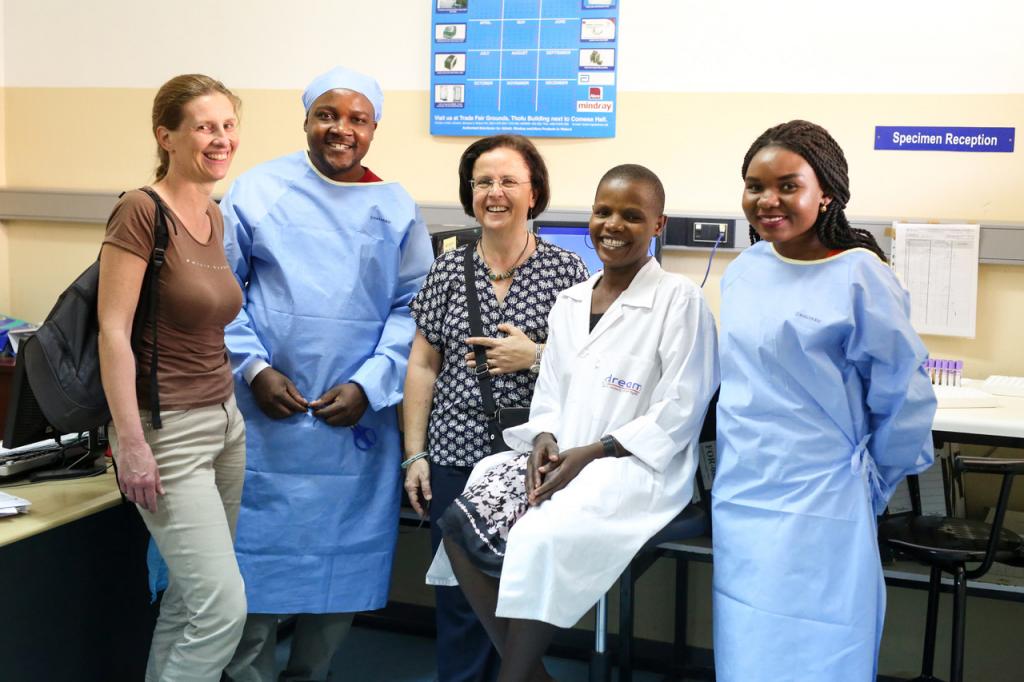 De laboratoria van DREAM in Malawi: kwaliteit ten dienste van allen