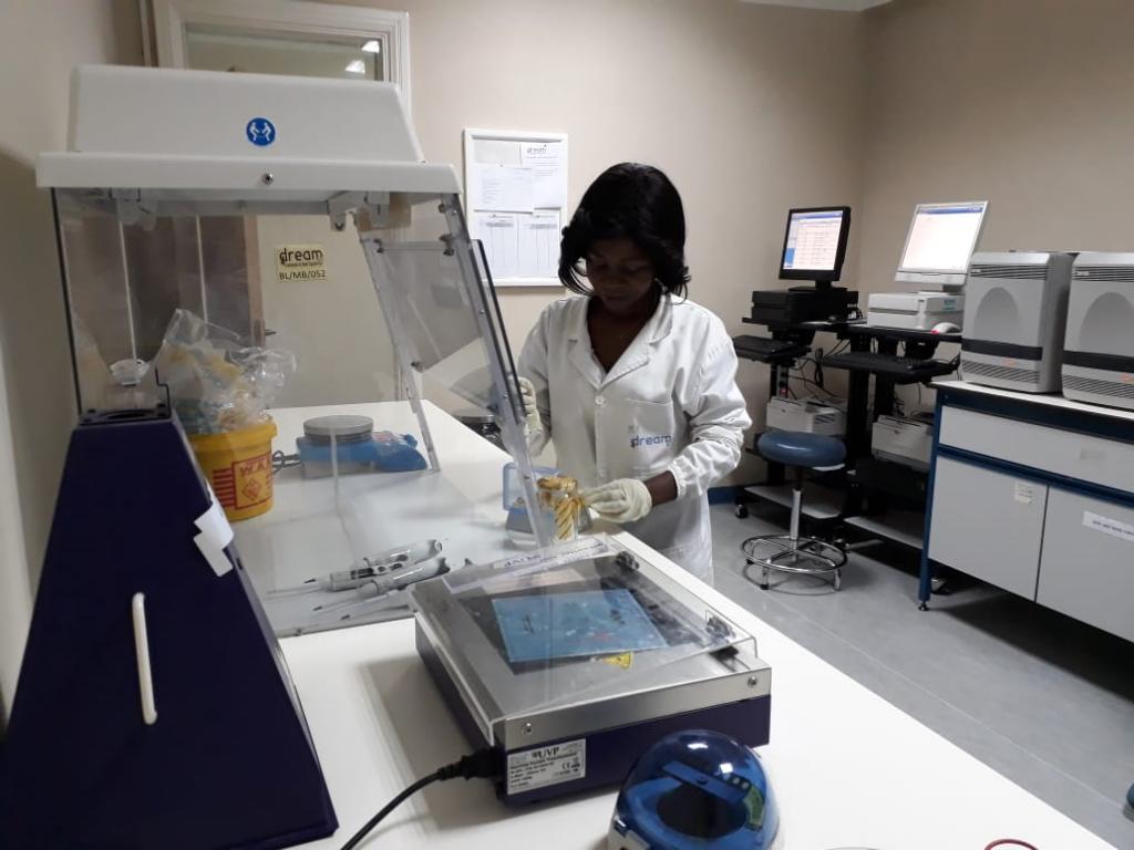 Les laboratoires DREAM au Malawi : la qualité au service de tous