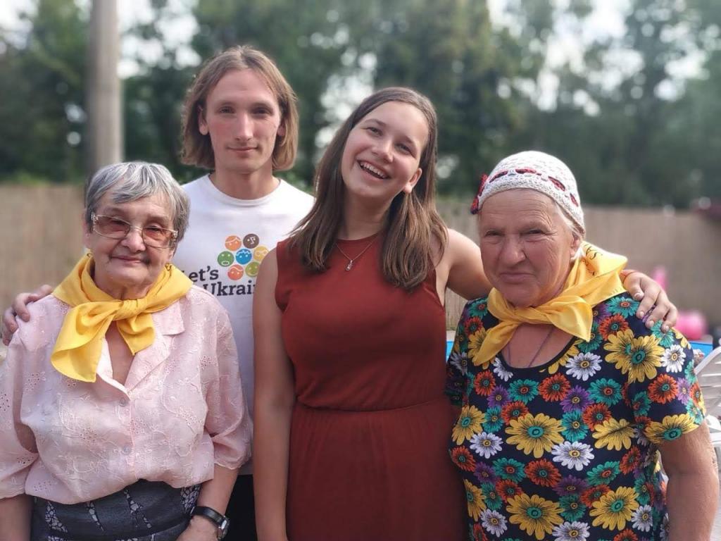 Des vacances d'été pour tous. Les personnes âgées de Kiev