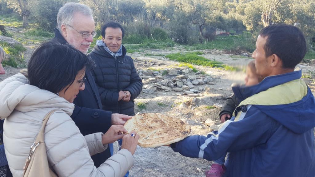 Among the Lesbos refugees: the visit of a Sant’Egidio delegation together with Andrea Riccardi