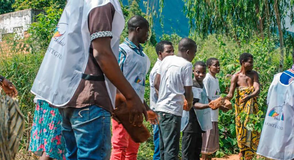 Malawi nach dem Zyklon Idai, Wiederaufbau beginnt mit den Häusern der alten Menschen