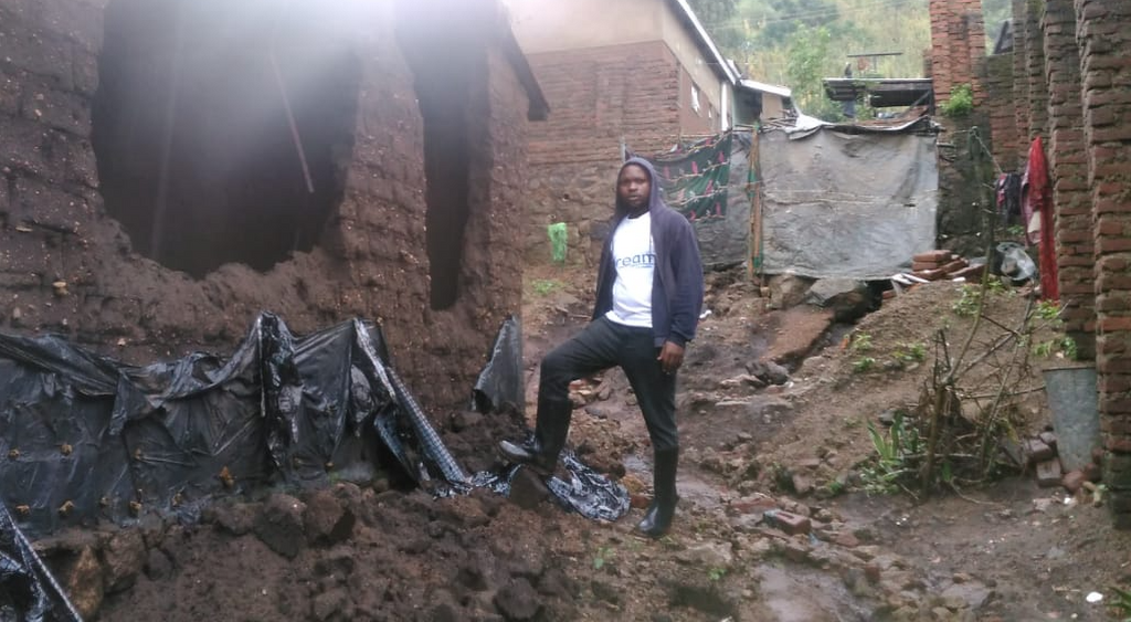 Cycloon 'Freddy' heeft Malawi zwaar getroffen. Duizenden hebben hun door modder aangetaste of verwoeste huizen achtergelaten. De eerste hulp van Sant'Egidio