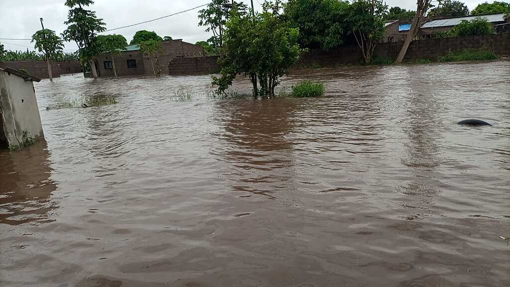 Heavy flooding has hit the area south of Maputo, Mozambique. Sant'Egidio's aid to the affected population