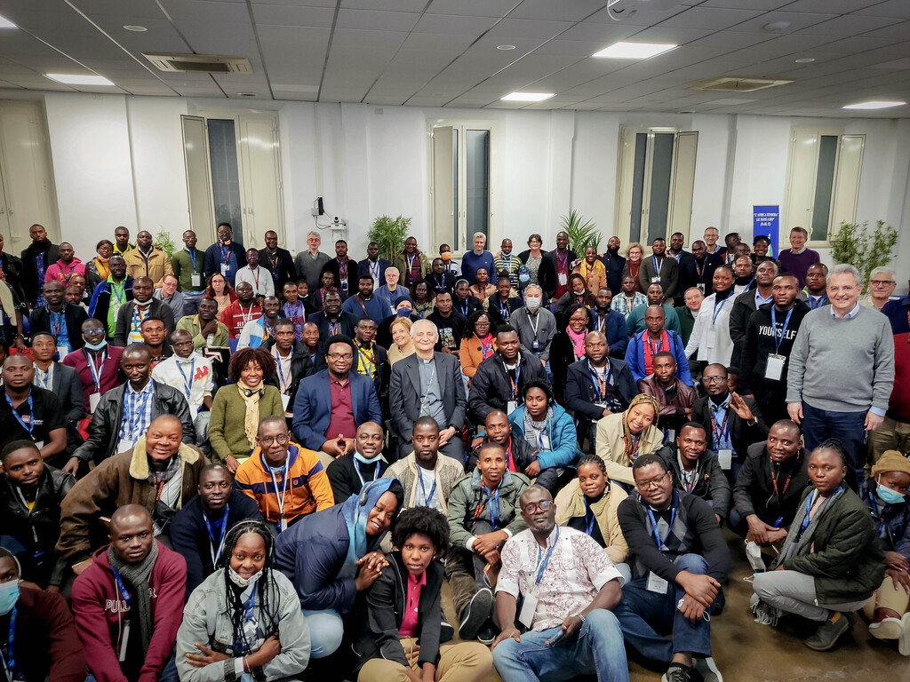 Card. Matteo Zuppi has met participants at the pan-African conference "Africa will stretch out its hands to God" in Rome