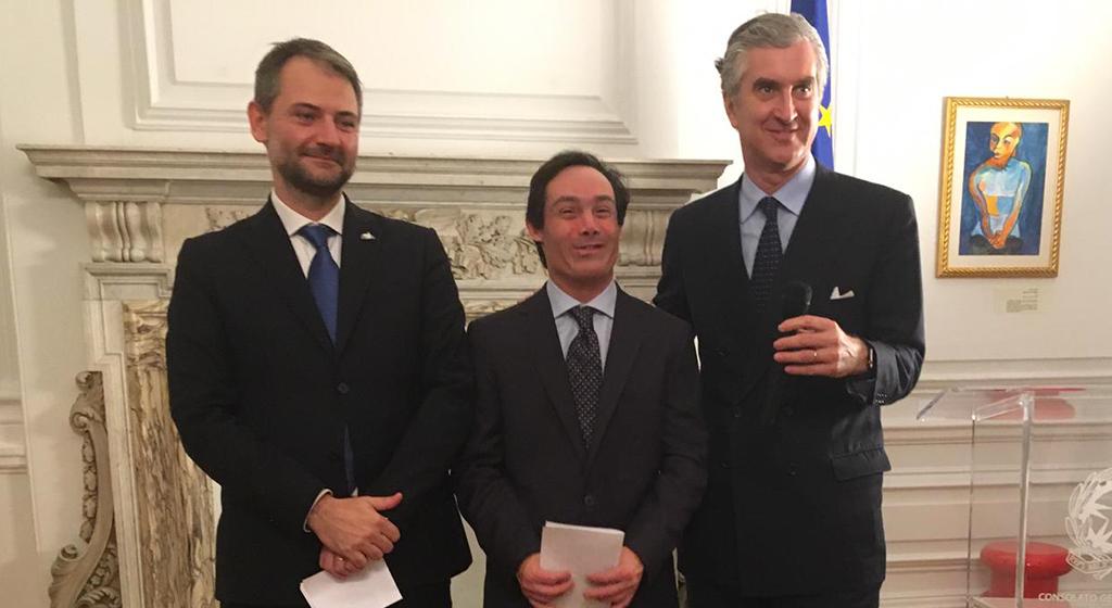 Se inaugura en el consulado general de Italia de Nueva York la exposición de artistas discapacitados