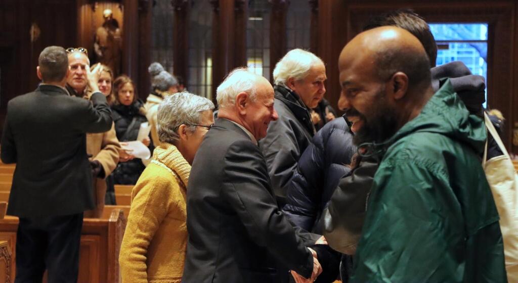 Gebet in New York mit den Obdachlosen, Erzbischof Vicenzo Paglia übernahm den Vorsitz