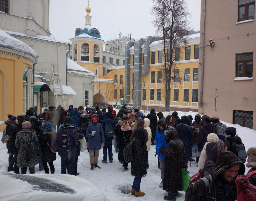 Preghiera in ricordo dei senza fissa dimora morti per strada a Mosca