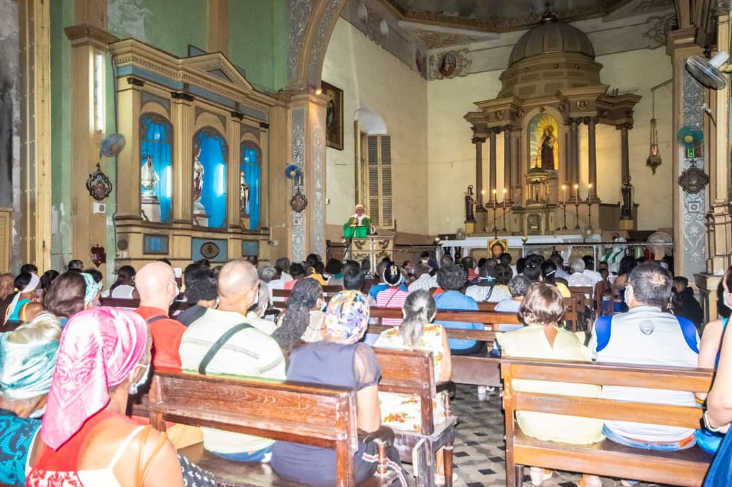 In Santiago de Cuba wurde der 54. Jahrestag der Gemeinschaft gefeiert. Berufung zur Evangelisierung und zum Dienst in der Liebe