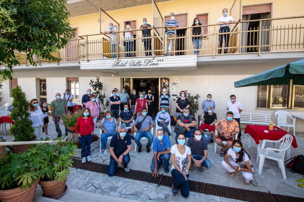 Vacances, culture - et sérieux dans le respect des mesures anti-Covid - à Fiuggi pour les hôtes de la Villetta della Misericordia. C'est la #santegidiosummer