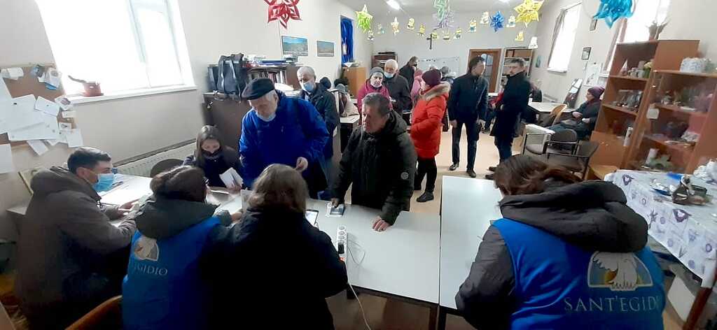 Ha llegado a Leópolis el segundo cargamento de ayuda. La Comunidad de Ucrania se pone a trabajar para distribuirlo en el hospital infantil y en las zonas del interior de Ucrania