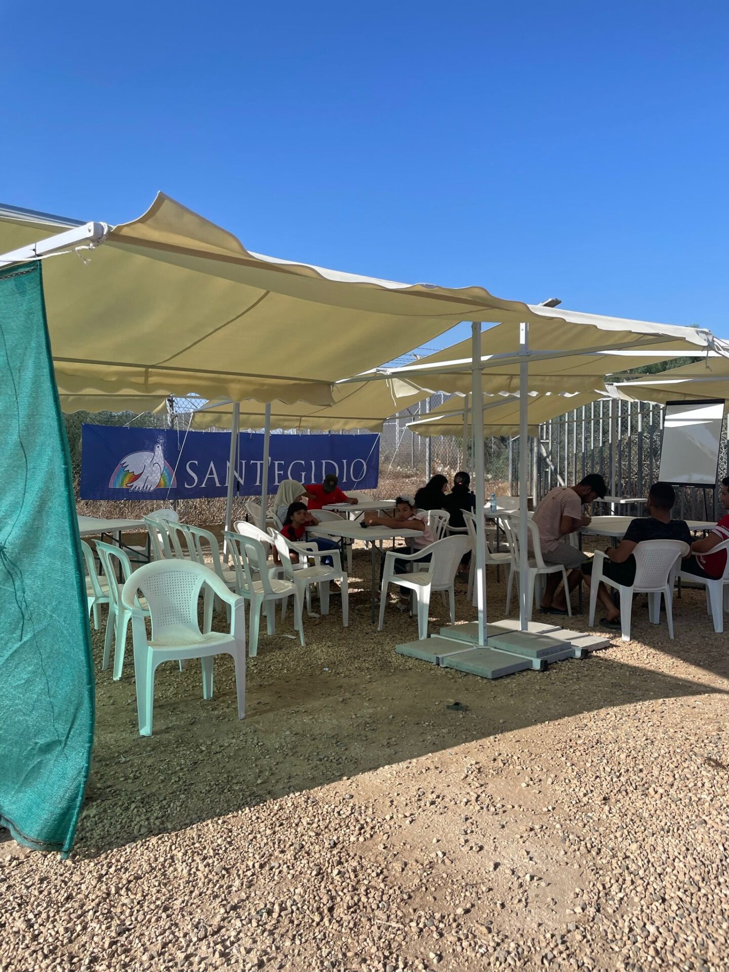 Cipro, esodo di profughi dal Libano: tra loro ci sono molti minorenni