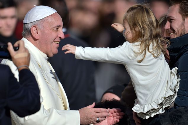 Il Papa e i bimbi tra spiritualità, solidarietà e cultura