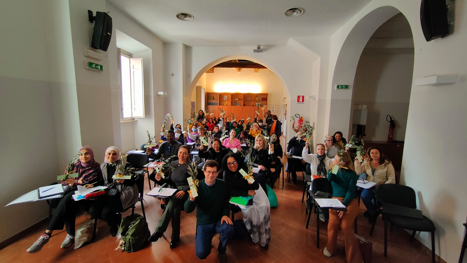 Il primo passo per integrarsi nella società. Migliaia di stranieri studiano l'italiano grazie ai corsi della Comunità di Sant'Egidio