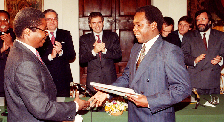LA PAIX AU MOZAMBIQUE-1992