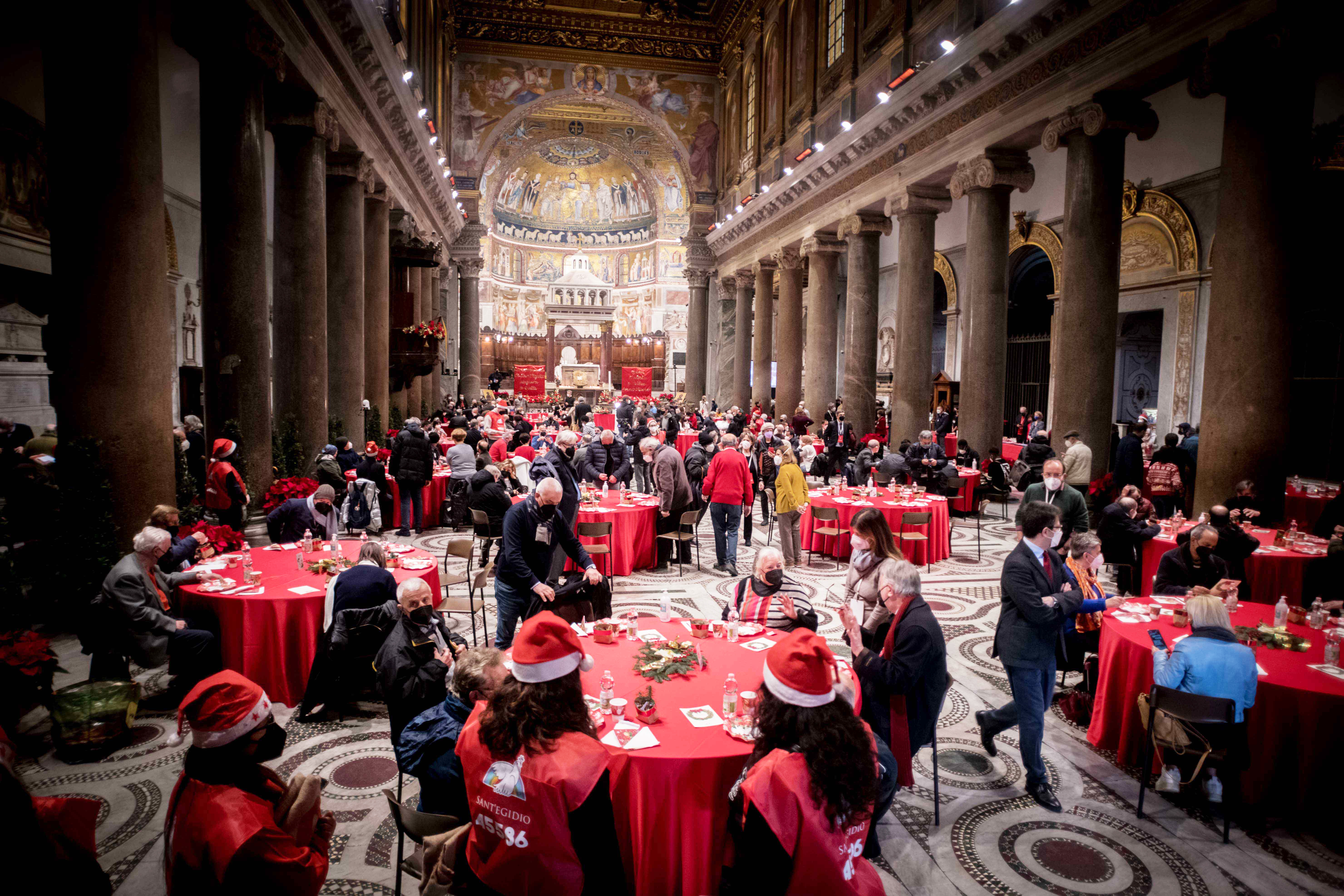 IL PRANZO DI NATALE