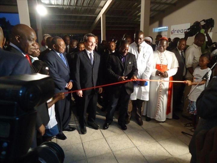 Marco Impagliazzo all'inaugurazione del centro DREAM di Kinshasa in Congo