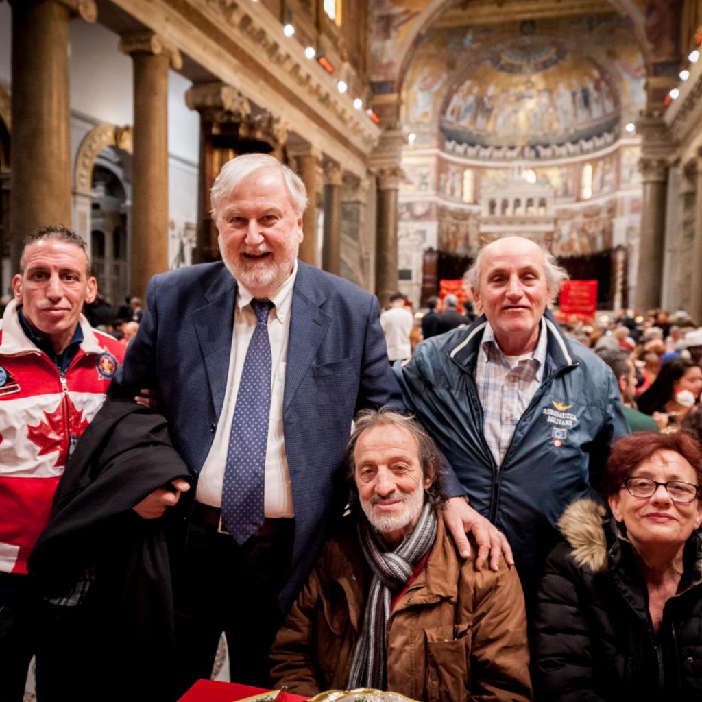 Il Pranzo di Natale 2018 con i poveri nella Basilica di Santa Maria in Trastevere