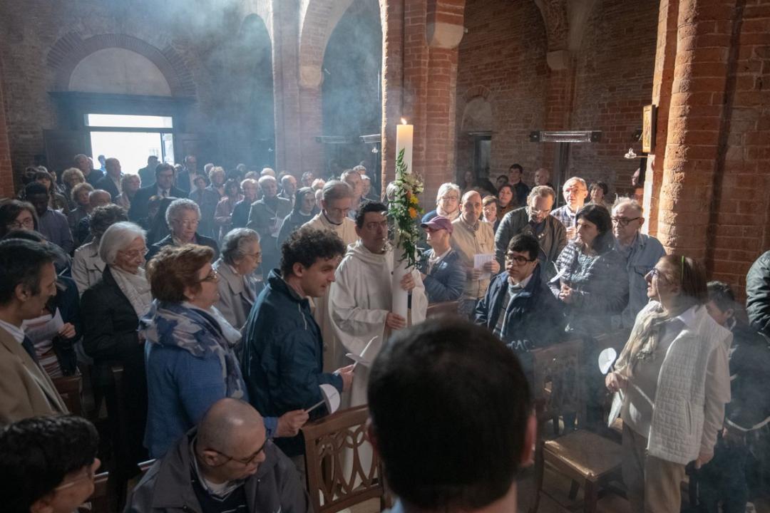 Novara (Italia) - Pasqua 2019 con Sant'Egidio: le liturgie della resurrezione nel mondo