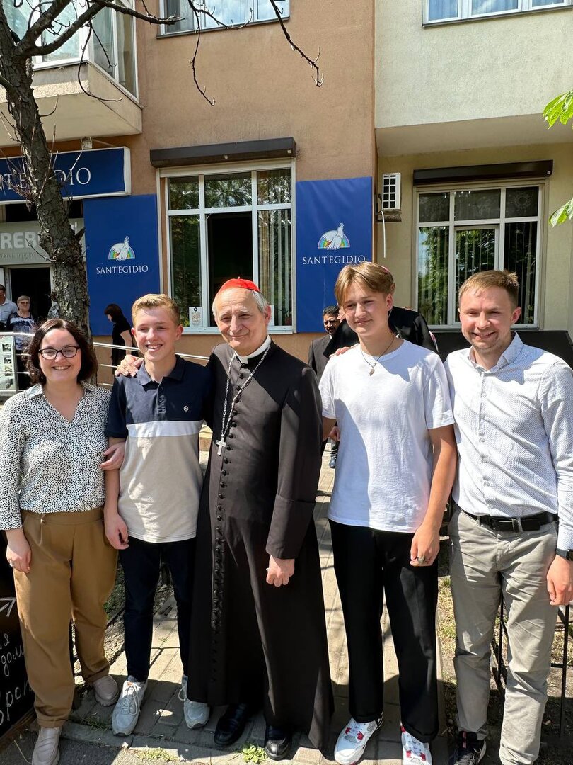 Visita del card. Matteo Zuppi alla Comunità di Sant'Egidio di Kiev
