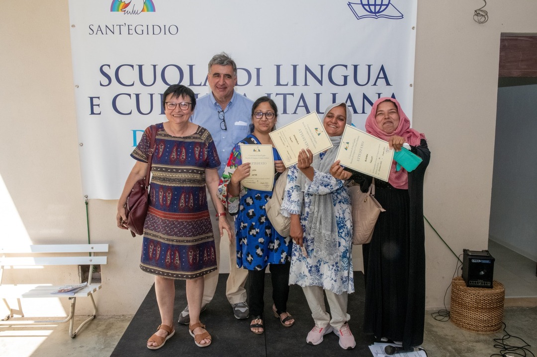 Novara: La consegna dei diplomi della scuola di lingua e cultura italiana di Sant'Egidio
