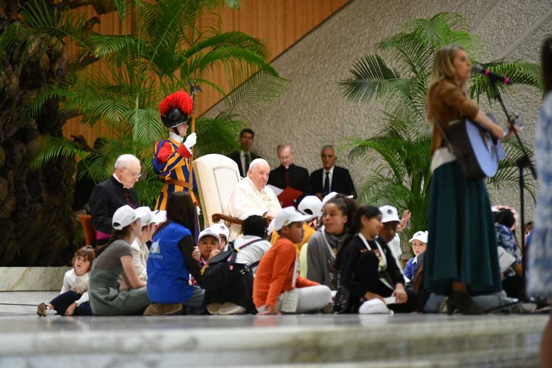 I bambini incontrano Papa Francesco